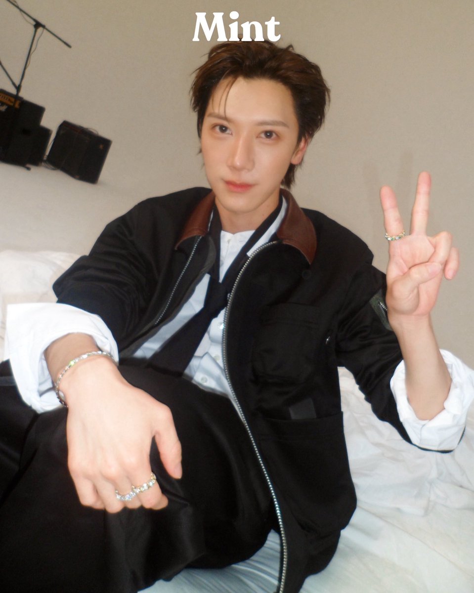 lijun10r's tweet photo. ดอลลี่อายชีปึ้งมาก ดอลลี่อายกล้าแสดงออกเว่ออะคุณแม่
#TENxMintMagTH 
#TEN #TENLEE #เตนล์ #텐 https://t.co/sk1f49xnr6