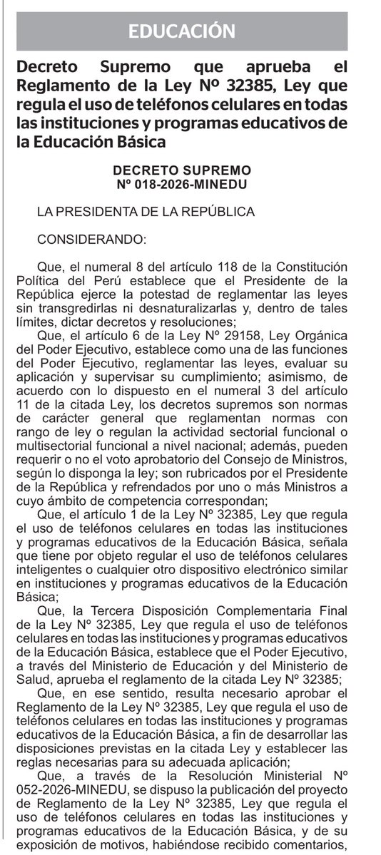 jesusverdeL's tweet photo. #ULTIMO 

Aprueban el reglamento que restringe el uso de teléfonos celulares en colegios públicos y privados de todo el país. https://t.co/fBRYWROTrs