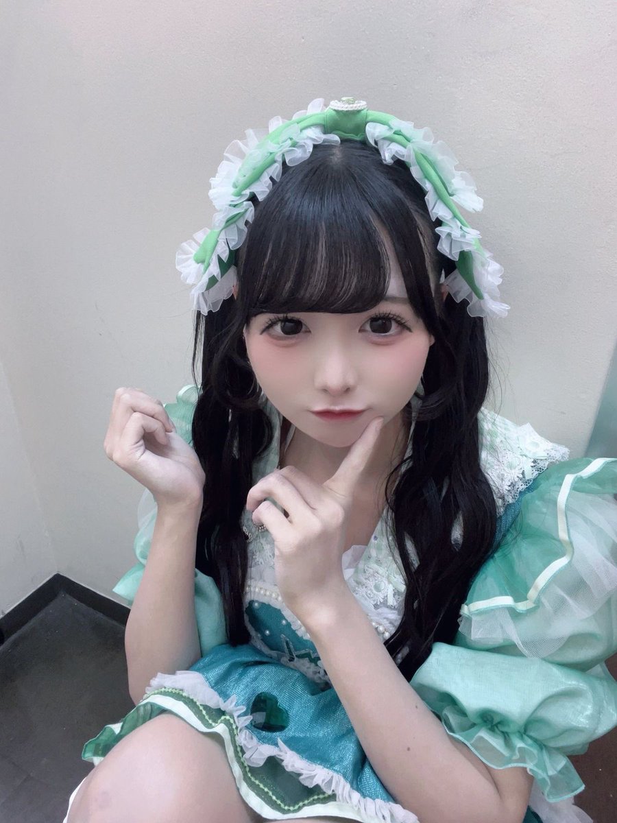 sunsu_310's tweet photo. フォロワー様100人突破>⩊<♩
これを機にはじめての把握会やります𐙚 
（⭐️の所は曖昧で大丈夫です❕）
︎🌟 名前
︎⭐️ 住み
⭐️ 年齢（学年などでも！！）
🌟 推し様
🌟 性別
🌟タメ⭕️or❌
🌟一言 ᴗ ⩊ ᴗ♥
私のはALTにて ᐡ ᴗ̤ ̫ ɞ̴̶̷ ᐡ🍀

⬇️前からかわいいと思ってた儚寧このｻﾏ https://t.co/tXQPOvjrPk