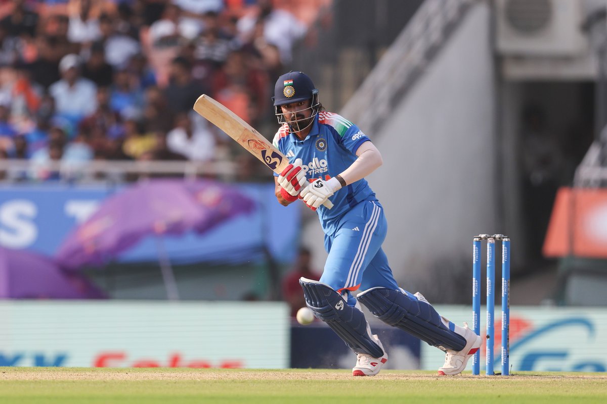 BCCI's tweet photo. Top-quality knock 💙

ODI FIFTY No. 2️⃣1️⃣ for @klrahul 👏

Updates ▶️ https://t.co/PhSJSbvW7C

#TeamIndia | #INDvWI | @mflone_ https://t.co/UrrwMV4toX
