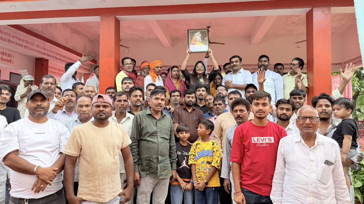 DrRohinighavari's tweet photo. 5 अक्टूबर को कोर्ट की तारीख है जिसमे 95% चांस है की अगर कोई राजनीतिक दबाव ना हुआ तो इस पर 376 का मुकदमा दर्ज़ होगा और जेल होगी !! 

अगर बीजेपी ने इसे बचाने की कोशिश की तो मैं वो करूँगी जो सोचा नही होगा !!

बीजेपी का असली चेहरा अब पूरा देश देखेगा !! 

वाल्मीकि समाज की बेटी हूँ किसी का डर नहीं है मुझे !! 

@PMOIndia @AmitShah