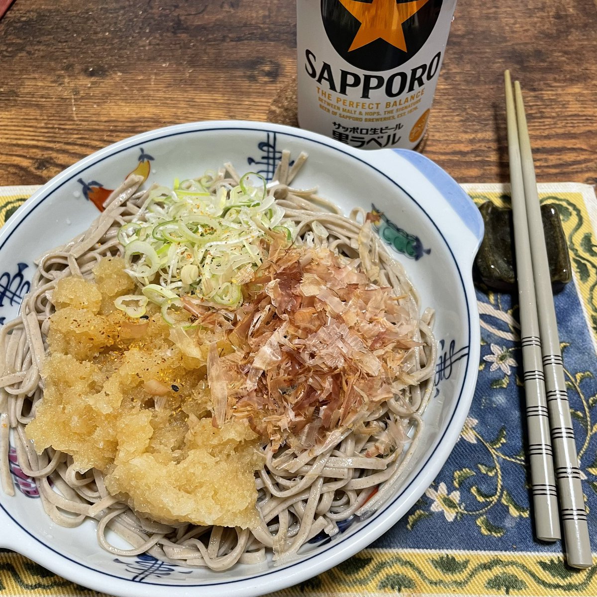 DaiohBassboy's tweet photo. #3good 10/3 基本はいいお天気の土曜日

🎗ゆっくり起きて…なんとなくダラダラ過ごした一日

🎗️昼はおろし蕎麦

🎗️平日すべて外食だったので…ひさびさ揚げもの、唐揚げを堪能した！ https://t.co/ZoVJ56fl6U