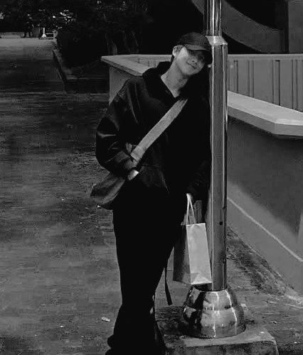 reipion's tweet photo. Black &amp; white🖤🤍
好きな白黒写真を並んでみた♪

#RM
#KimNamjoon https://t.co/hHdkFrqOkm