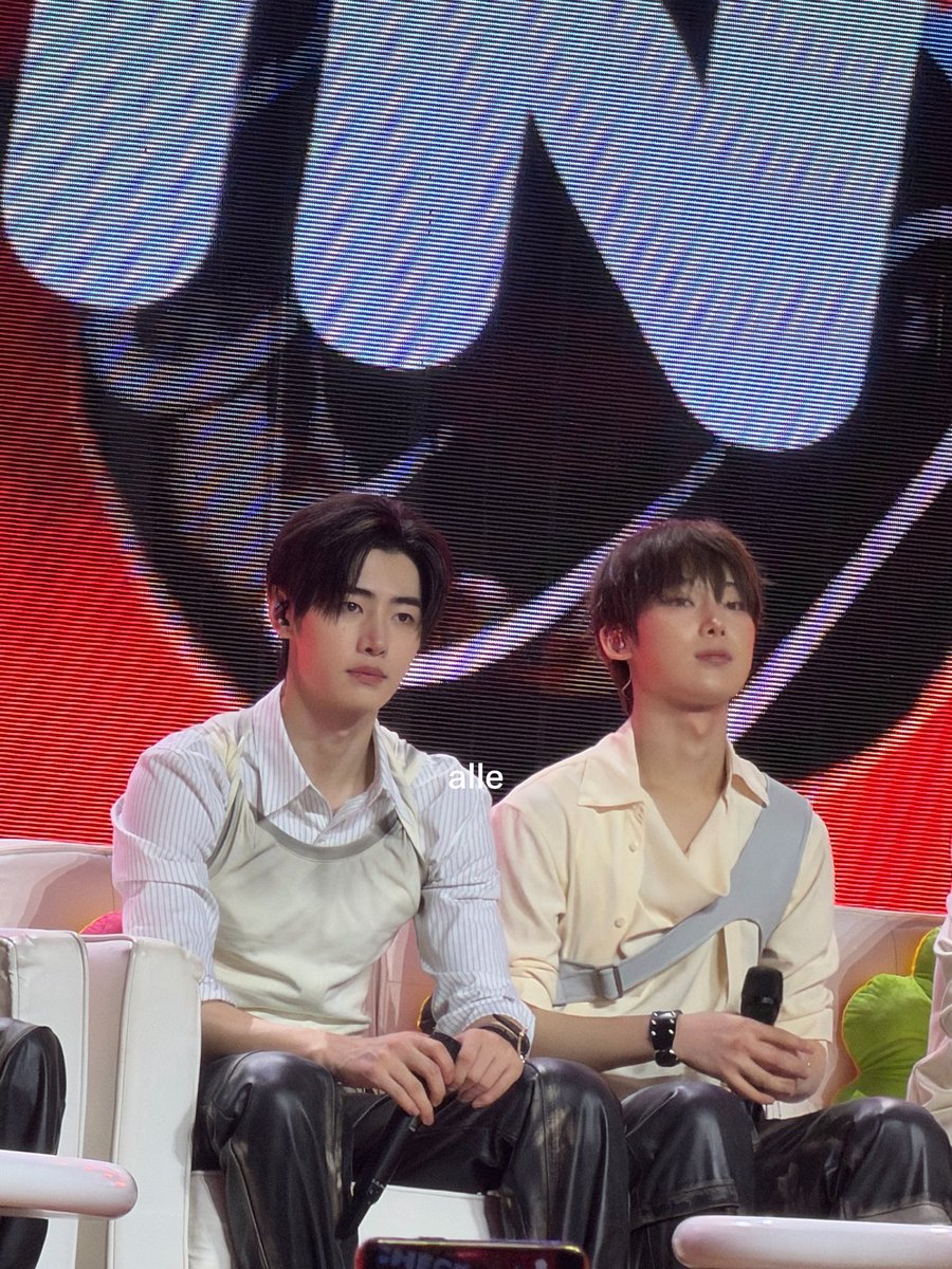 sunsunwonistt's tweet photo. DOUBLE KILL 

#DunkinPH_ENDLESS #ENDLESSFunMeet #SUNOO #SUNGHOON https://t.co/yuKTAOsW4p