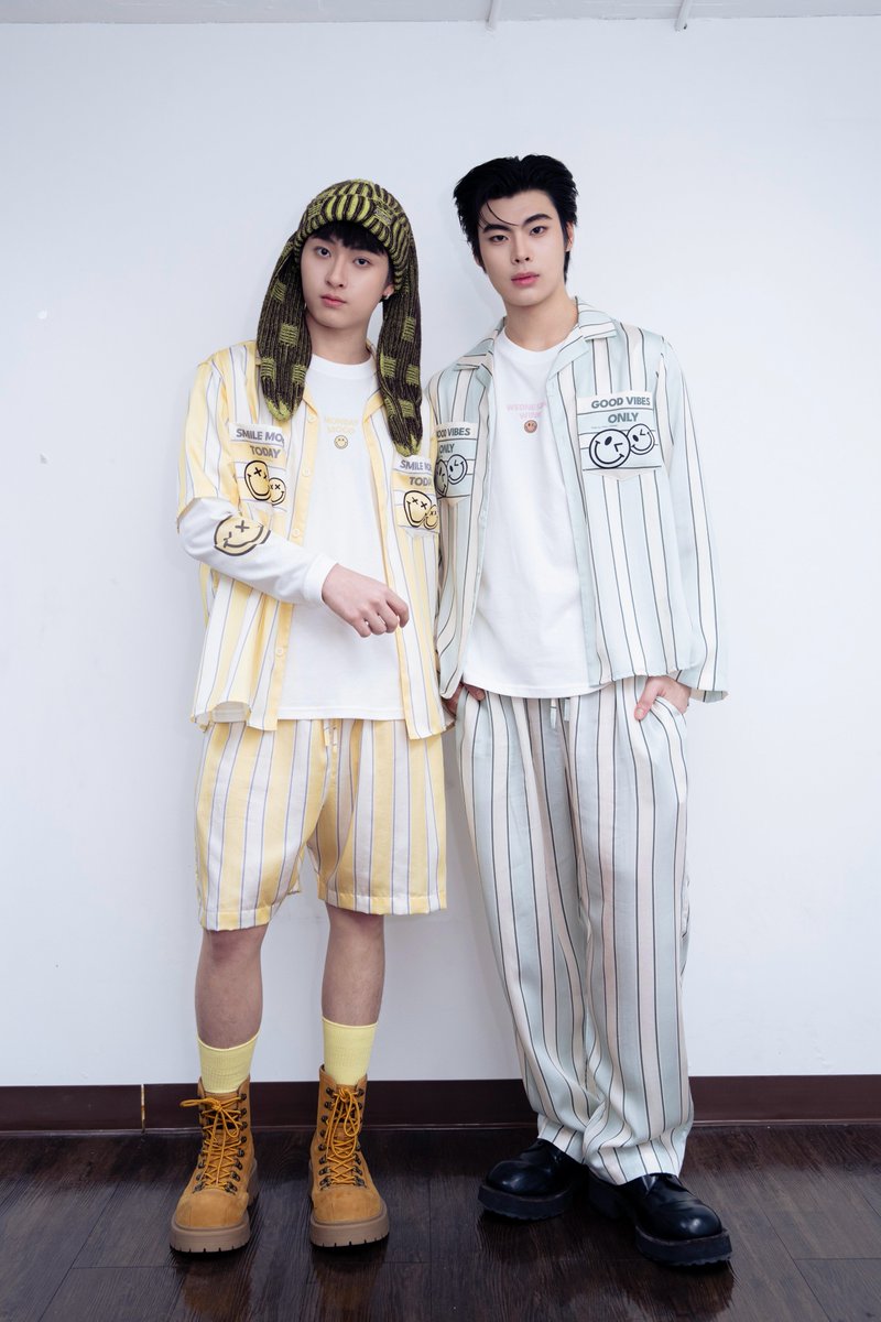 DomundiTV's tweet photo. “ธีร์” @tthi_eks และ “เวฟ” @waavetnp ร่วมงาน Siam Center Bangkok International Fashion Week 2026 : Sleeping Cloud ✨

THEEWAVE AT SIAM CENTER BIFW26
#SiamCenterBIFW2026xTHEEWAVE 
#SleepingcloudTH https://t.co/Da7MX0Exbu