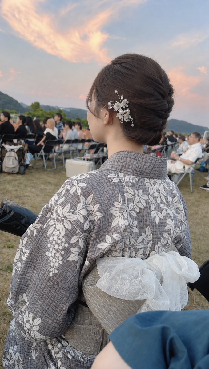 Cyg_50's tweet photo. 今年の浴衣を投稿する前に
夏が終わってだいぶ経ってしまったけれど…

花火大会に着て行きました☺️
当日突如思い立って2人で行けたの嬉しかった！
また来年も行こうね🌻 https://t.co/fQQhkM1EWh
