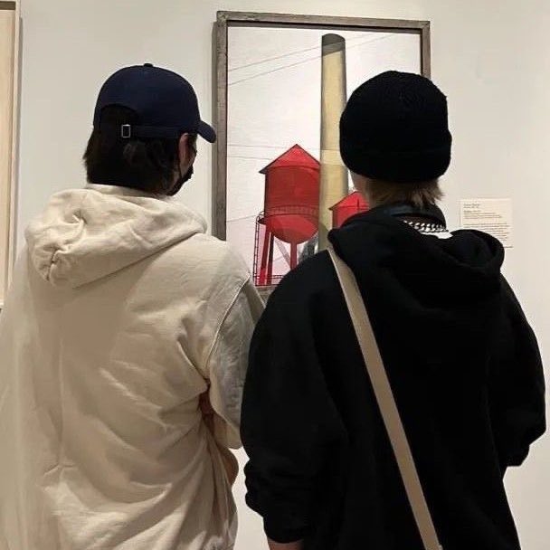 cariskzz's tweet photo. it's their day 👨‍❤️‍💋‍👨 https://t.co/mPs3qSaWbh