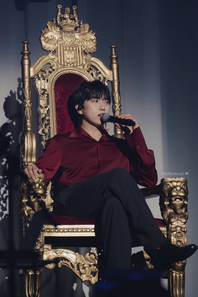 fluffycloud_owo's tweet photo. 261003 바람결
🐤👑

#산들 #삼돌 #SANDEUL #B1A4 https://t.co/ksypdTszhr