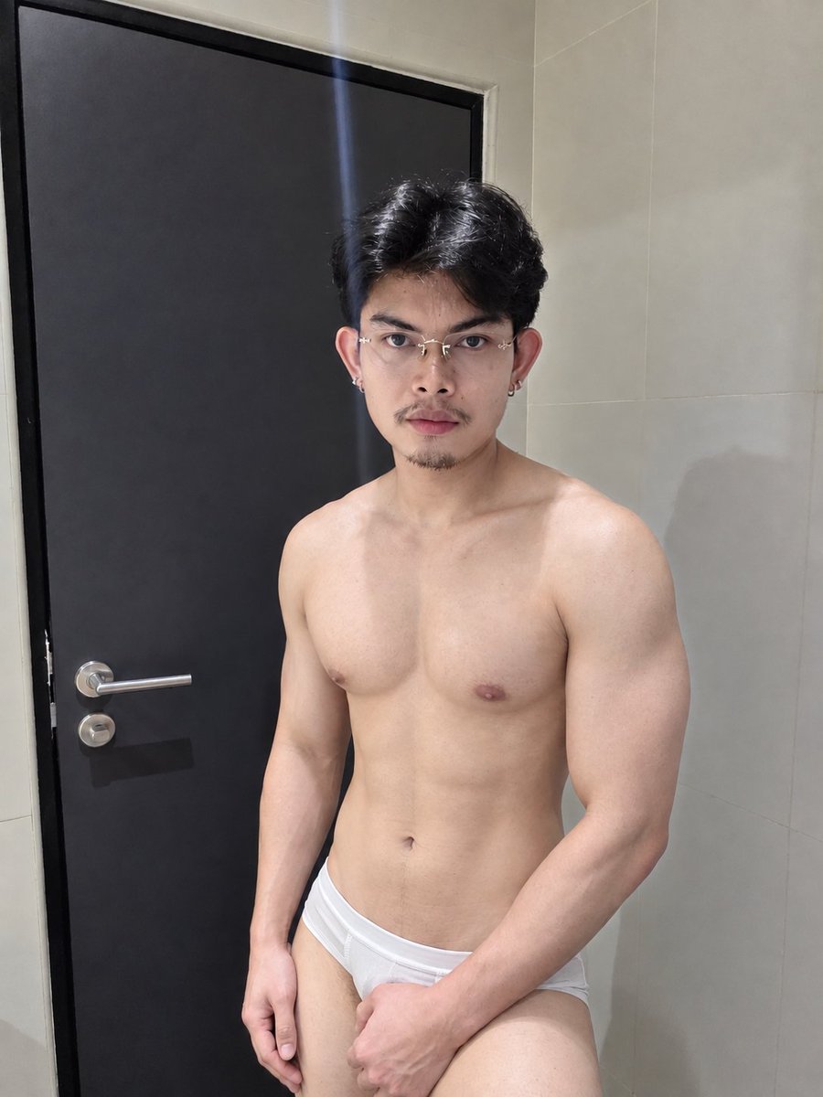 some040's tweet photo. ตามมานะ 😁
https://t.co/RWuxAt4wNA https://t.co/RaTn8RaEJG