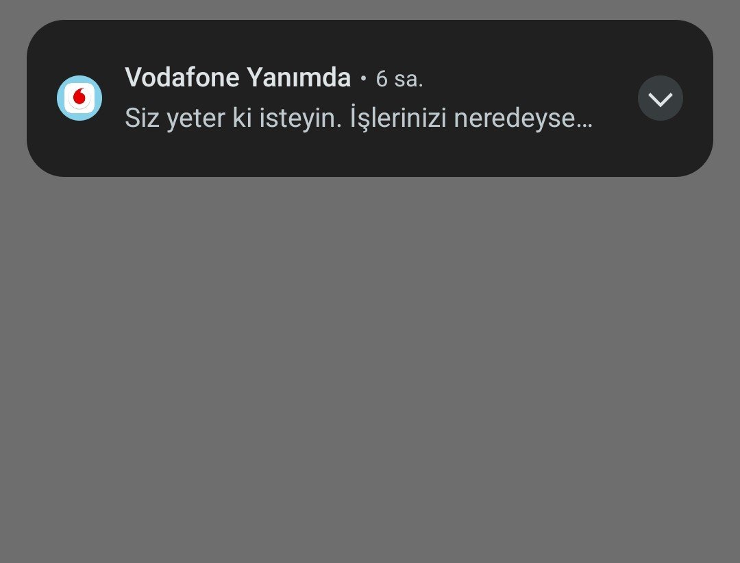 FionaRedd's tweet photo. Ben yeter ki istemeyeyim Vodafone, işin gücün gırgır. İnternet yüzünden az sinirimi bozmamışsın gibi yakında tarife güncellemesi yüzünden birbirimize gireceğiz zaten! https://t.co/18JwxvcXEd