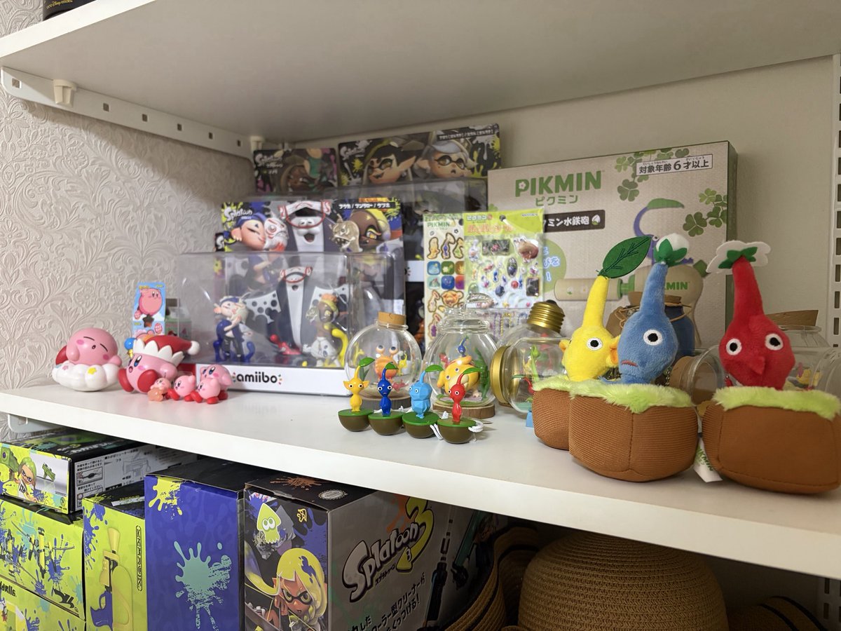 knt0627's tweet photo. 自分の部屋。好きなものたち。 https://t.co/cfVoqU1ETp