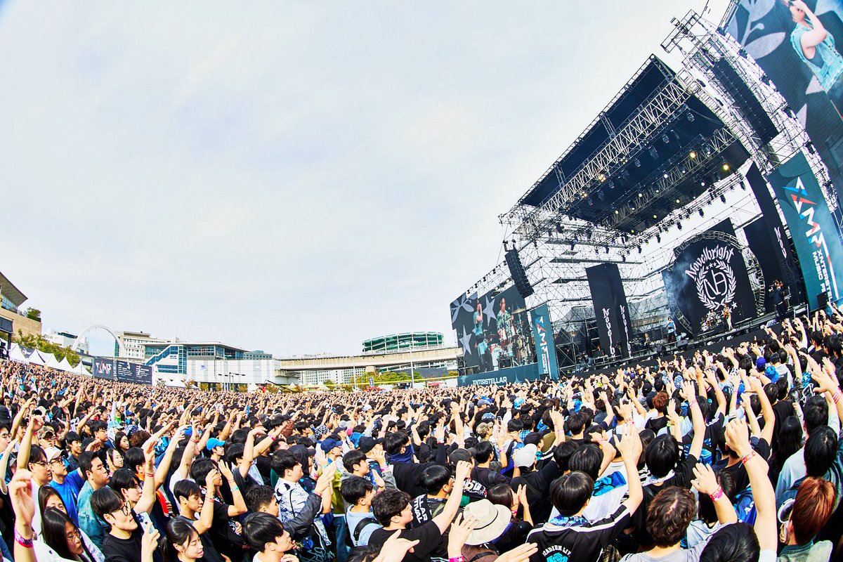 Novelbright_jp's tweet photo. 2026.10.03 at 인천 파라다이스시티
「Xnterstellar Music Festival 2026」

보러 와주셔서 감사합니다😊
한일 양국의 멋진 아티스트들이 모인 최고의 무대였어요🇰🇷
한국 팬 여러분, 다음에 또 만나요🙋‍♂️🙋‍♀️
Photo: @KeecoRoma
#XMF2026 #XMF https://t.co/nxdIos0faG