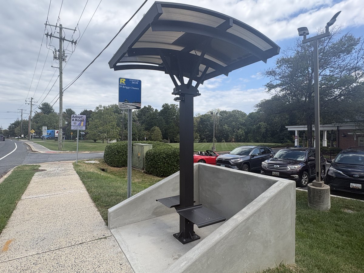 MCDOTNow's tweet photo. π @RideOnMCT riders now have brighter, comfier stops in @MontgomeryCoMD
7οΈβ£ locations just added Axel benches with solar lighting for better visibility at night & early mornings. β¨π
Energyβefficient & no electrical hookup needed!
#RideOn #SolarPowered https://t.co/bI9ET5m2jX