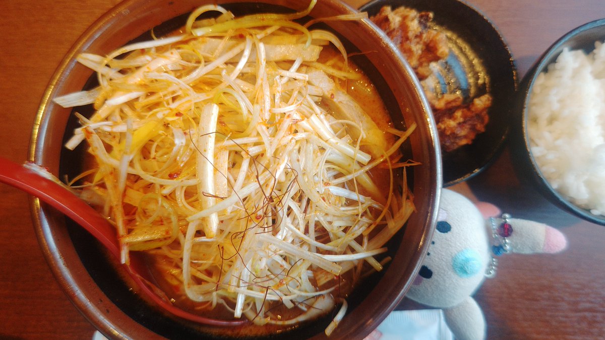 kanade220284's tweet photo. 辛味噌ネギ
旨し！！
#メルストラーメン部 https://t.co/OU0Zz3QgOy