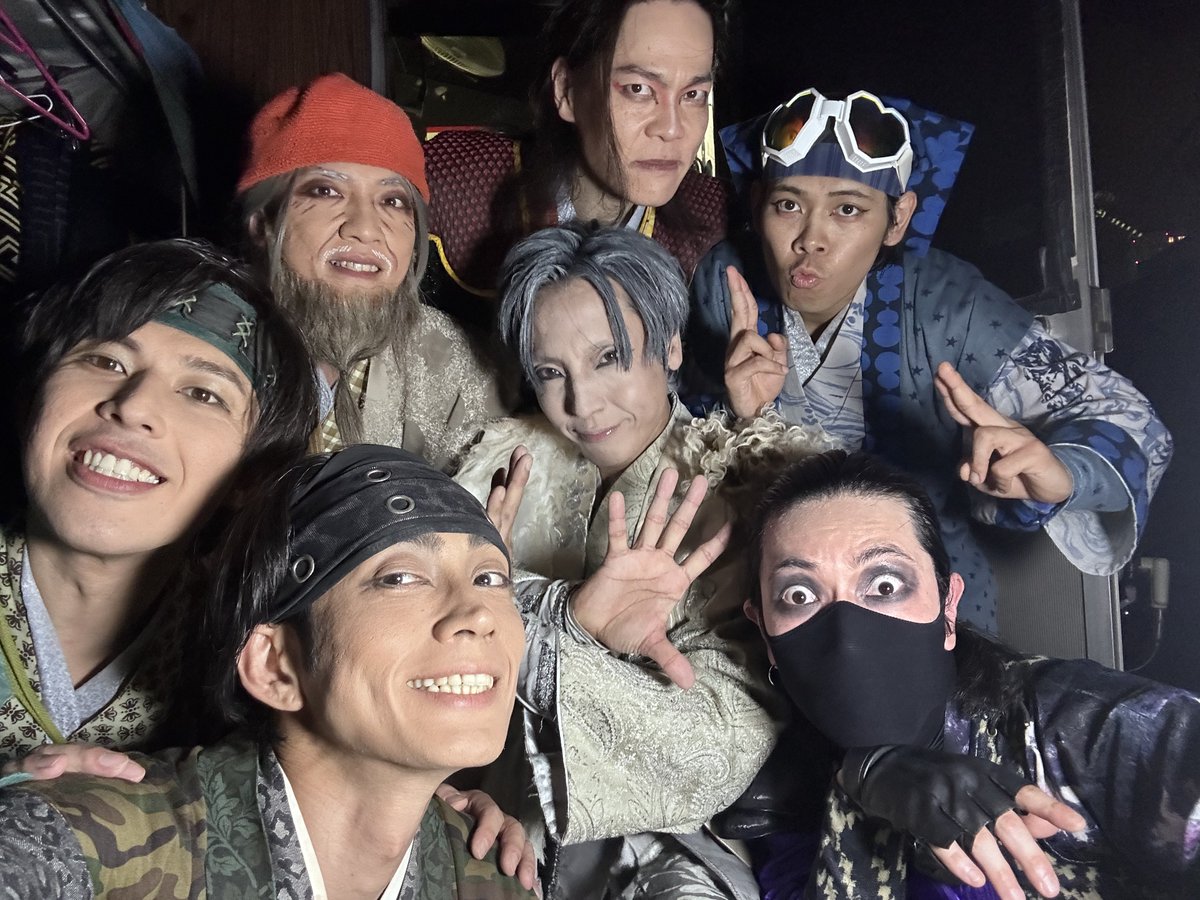 nagoya_sanza's tweet photo. ありがとうございました！！
二日連続十兵衛で二十兵衛でした！！
配信ものっちゃったね！

また明日ね！！

#ナゴヤ座
#GOEMON桜華絢爛 https://t.co/9YboY6N31K