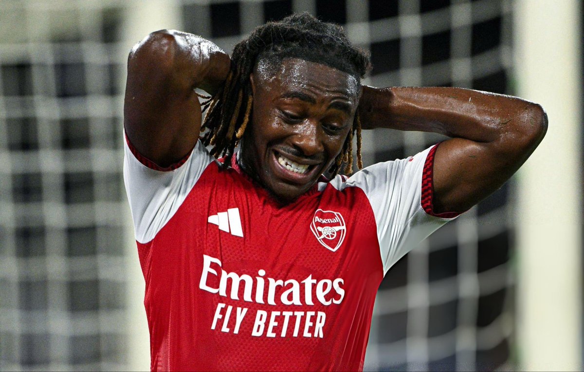 amingais1's tweet photo. Tzolis injured 

Our LW is dead. 

Eze will have full time to prove why we signed him. https://t.co/Gv4g2rkXWd