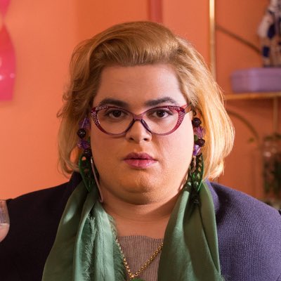 guiIIerministas's tweet photo. no se parecen en absolutamente nada. revisaos la gordofobia https://t.co/PWBHJ9l8Mf