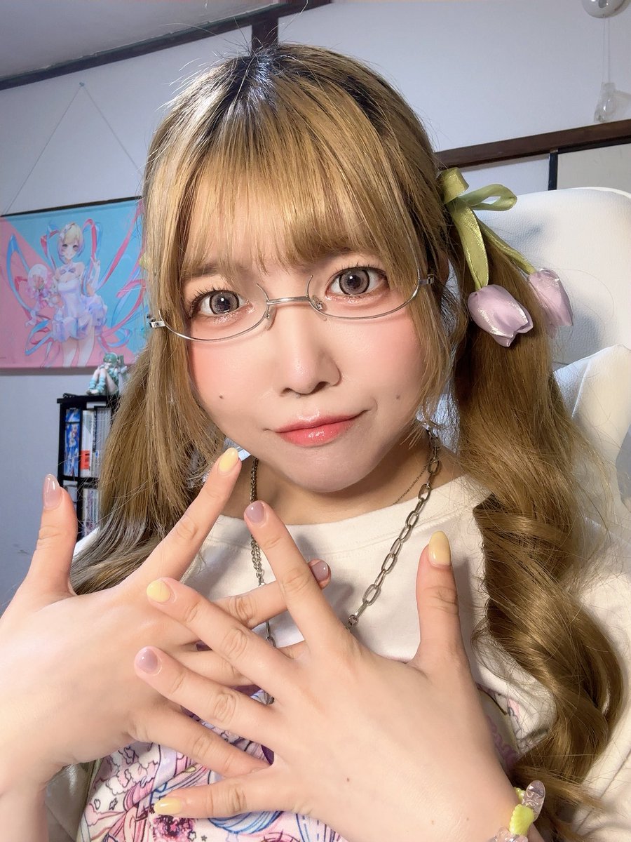 fujinoshian's tweet photo. なんでもない日だけどこんばんのししー🛜
頑張って日々を、やっていますよ‼️
皆様もお元気だと良いなー良いなーの気持ちです💭
自撮りが最近できてないので、やります。やりましょう。🤳✨
では、残り少ない本日も張り切ってどうぞ。 https://t.co/iYYuavcQWq