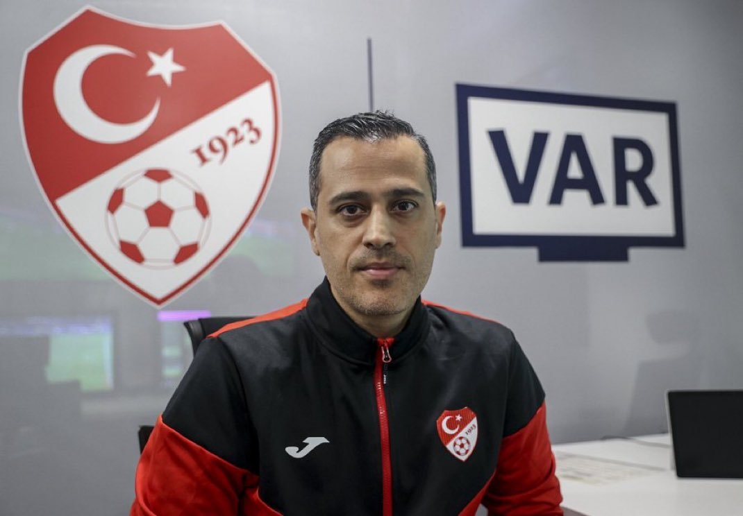YellowRedReport's tweet photo. 🚨🚨 Hakem Alper Ulusoy’un ifadesi ortaya çıktı. (Burak Doğan)

Erman Toroğlu, Barış Yurduseven, Bünyamin Gezer ve Ali Fuat Duatepe’nin banka hesaplarının incelenmesini istedi. https://t.co/Vh4G0YWMNs