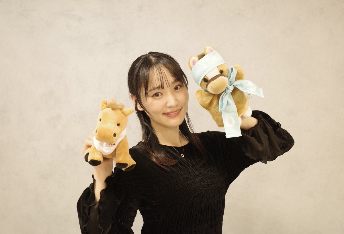 sugaiyuuka1129's tweet photo. このあと
10/3(土)22:00〜
菅井友香公式Instagramにて
インスタライブを実施します✨

ぜひご覧下さい🐴

https://t.co/YEAHu9BWzf https://t.co/4qF6fQhwim