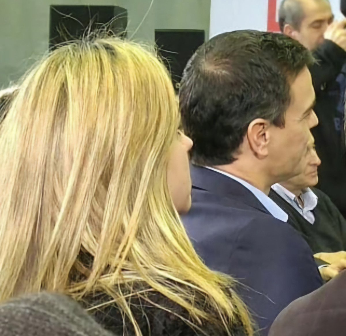 cristina14276's tweet photo. @sanchezcastejon decidas lo que decidas tienes todo mi apoyo y confianza, el único presidente que ha mirado por el conjunto de la sociedad.
#elpoderdelaspersonas🌹 https://t.co/pcecRCt9Ni