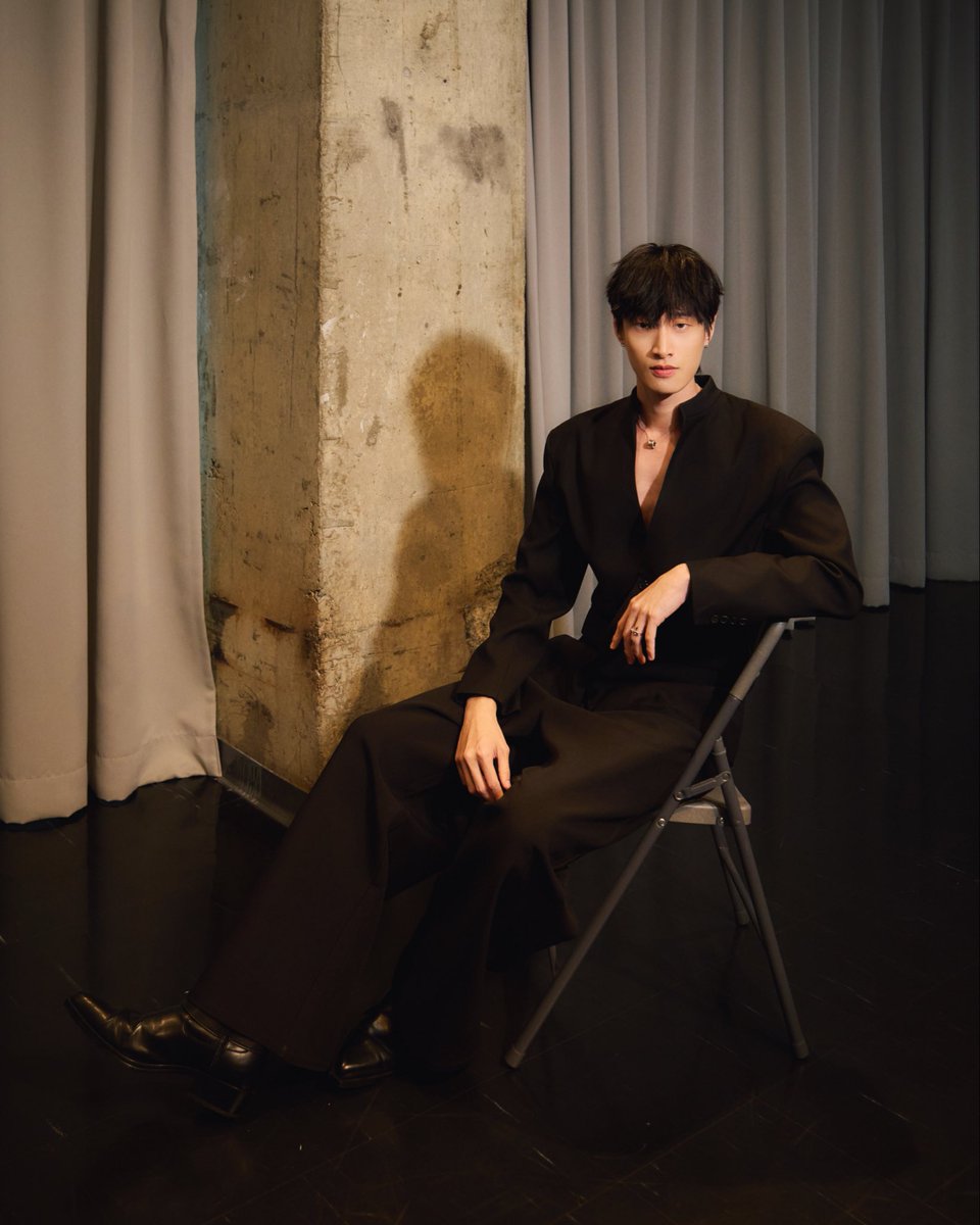 Bossptk's tweet photo. มะม๊าก็อย่าบอกว่าหนูไม่หล่อ ให้โอกาสหนูได้อาบน้ำแต่งตัวก๊อนนน ~ 

#bossirr https://t.co/FejGElVJSK
