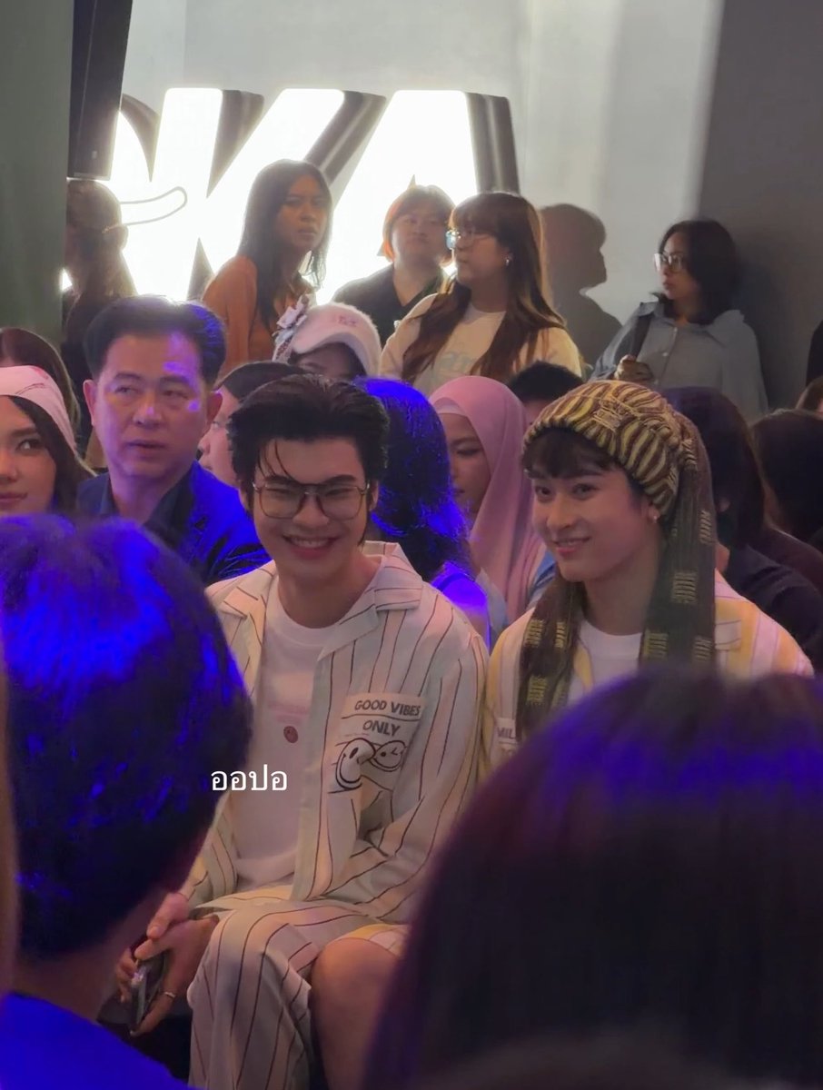 Tantxntheewave's tweet photo. ตาถึง แถมตามมาหึงแล้วครับ 𐔌՞ ܸ.ˬ.ܸ՞𐦯
จ้บบ this is my kimchi👀🦷🌊

THEEWAVE AT SIAM CENTER BIFW26

#SiamCenterBIFW2026xTHEEWAVE 
#SleepingcloudTH #theewave https://t.co/sJdO0OuogS