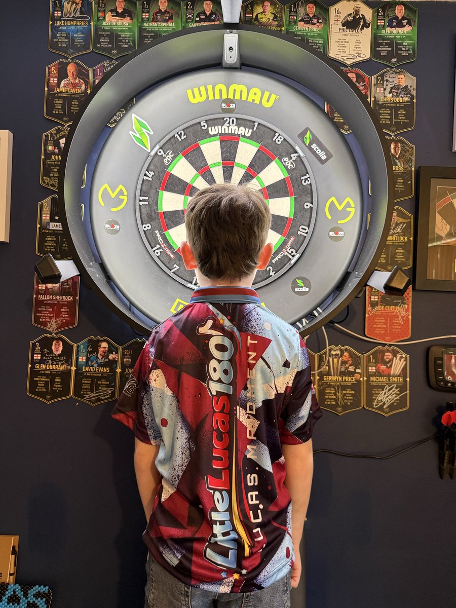 LittleLucas180's tweet photo. I’m going to the semi final tonight! Look out for me I’ll be wearing my own shirt! @OfficialPDC @reddragondarts @Winmau @TargetDarts @Darts_World 🎯🔥🎯 https://t.co/BE7mQ2uEIg