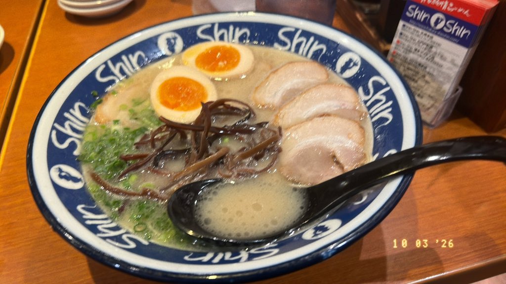 HAYATE_371's tweet photo. 博多でshinshin行った https://t.co/dtng2A1MuT