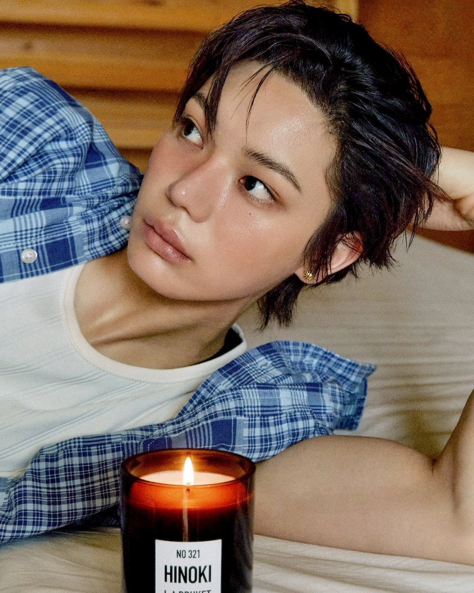 ohyulyul's tweet photo. Ohyul in this blue flannel shirt😳🩵 https://t.co/vr0p9oM55d