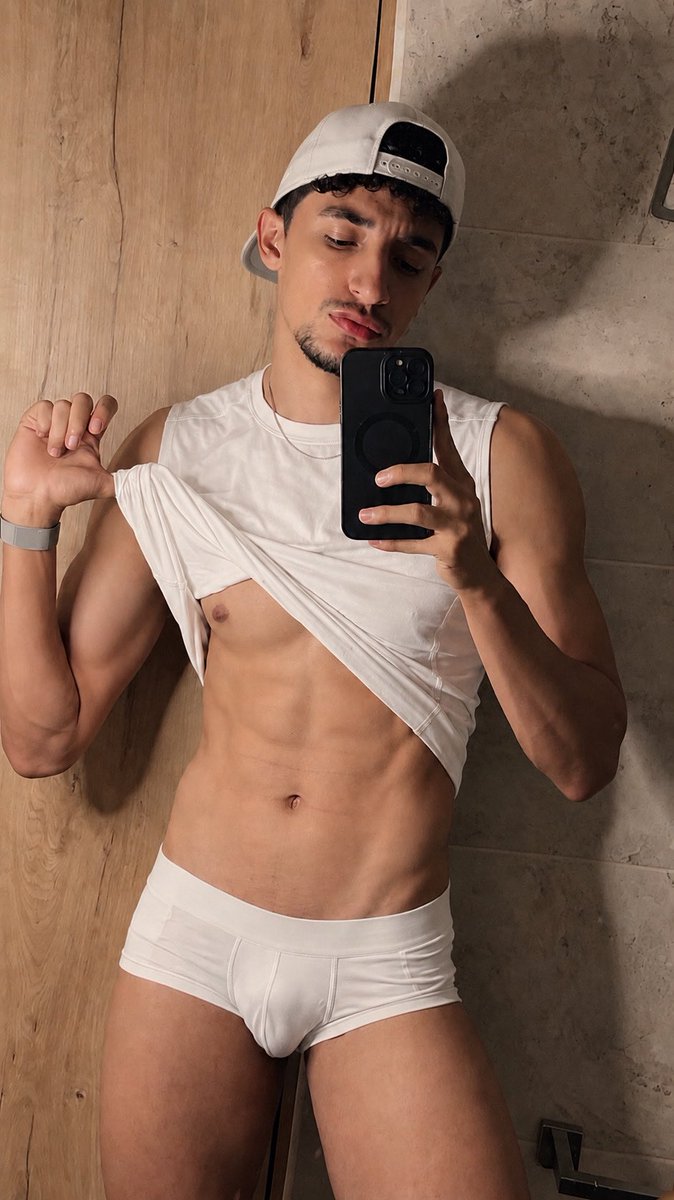 yisus_berrio_'s tweet photo. Mornings ☕️ https://t.co/nV1x2TnA7x