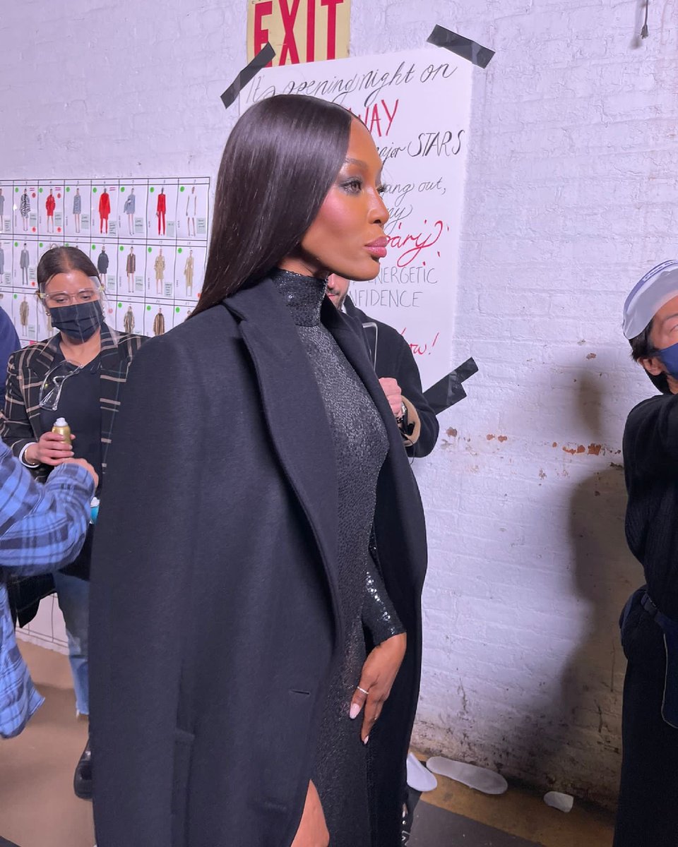 realnorma_kay's tweet photo. The Downfall of that woman from Kenya Elsa Majimbo must be studied at the university of Witwatersrand🤧

Y'all did not even wish her a happy birthday in these X streets on the 29th of September 🤧

Her fight with Naomi Campbell was the beginning of the end for her. https://t.co/iEnG3lVA00