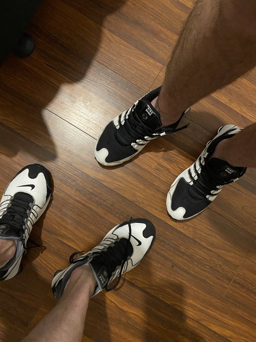 Sneakerhea99159's tweet photo. Sneaker catch up tonight with a follow sneaker head in Adelaide dam his cock amazing 😈 https://t.co/QJ4rfYf0Px