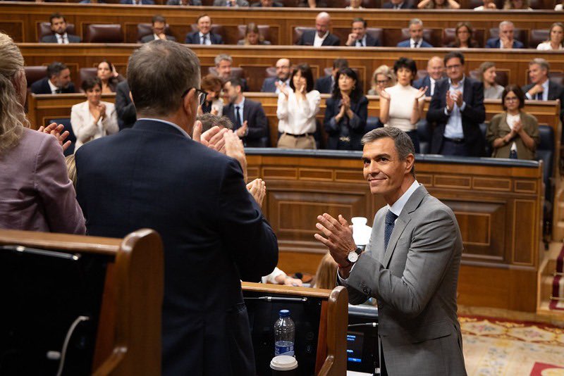 PSOE's tweet photo. #NosotrosVotamosSí https://t.co/PY5u284Gka