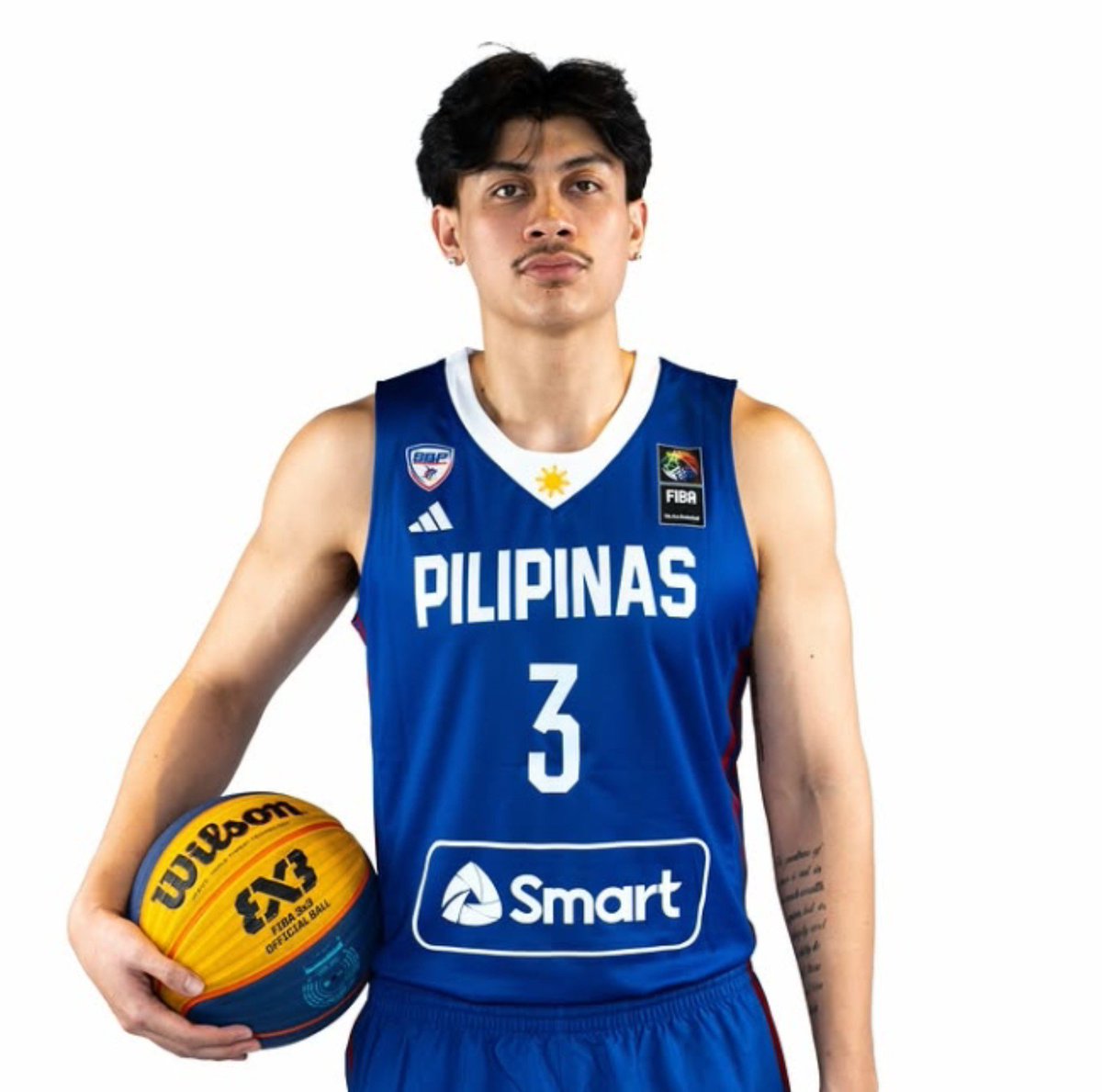 _jflower14_'s tweet photo. Our 310, our s86 rookie duo, our gilas boys, our seniors, NEVER DOUBTED YOU TWO! Thank you so much for showing up tonight, kuyas🥹💙 https://t.co/f0UNpdcU8a