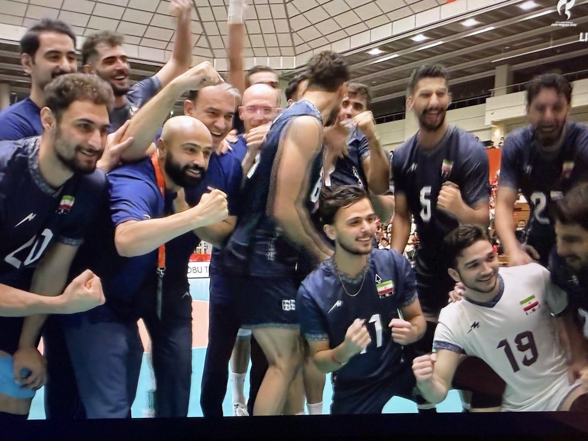 theoldyogi2's tweet photo. IRAN 🇮🇷 คือ แชมป์เหรียญทองเอเชี่ยนเกมส์ 2026 
เป็นชัยชนะติดกัน 4 ครั้งของอิหร่าน ( 2014,2018,2022,2026 ) 
อิหร่านชนะญี่ปุ่นในเซต 4 26-24 ชนะ 3-1 เซต https://t.co/KerfVq181l