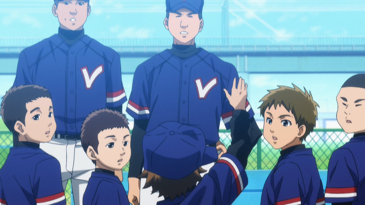 diaace_anime's tweet photo. 石川雅規投手、25年間という長き道のりの現役生活お疲れ様でした！
本当の「小さな大投手」でした。たくさんの感動を本当にありがとうございました…！
#ダイヤのA #swallows #ヤクルト #燕心全開 https://t.co/TnMqQGM0zv