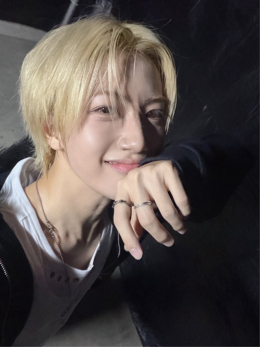 CRAVITY_twt's tweet photo. 입 : 덕
크 : 래비티😉
#원진 #입크페스티벌 https://t.co/U9y1N6yatW