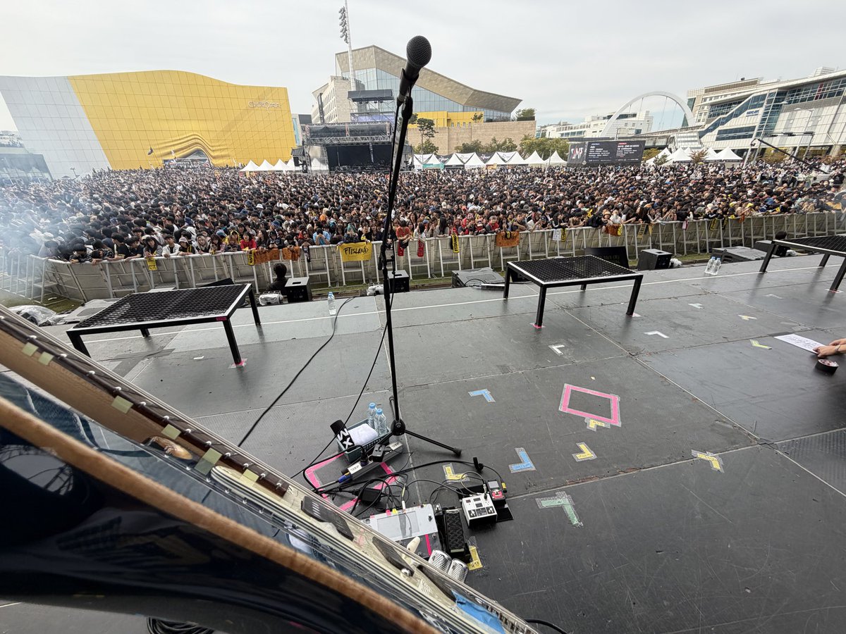 shane_takayuki's tweet photo. 20261003

XMF 2026

FTISLANDのギターサポートで参加しました🎸

気持ちのいい空の下、見渡す限りのロック好きの方々と一緒に盛り上がれて最高でした🤘🔥

#FT아일랜드 #FTISLAND #XMF2026 https://t.co/6vuKdL6PiL