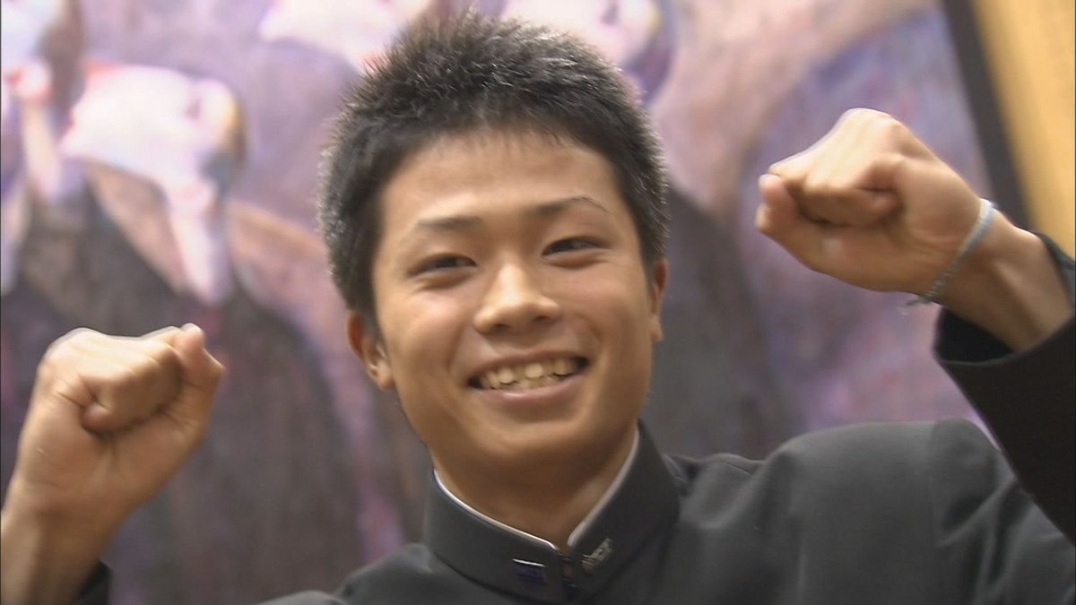 htbsports's tweet photo. あす4日(日)の #FFFFF は～

ファイターズ一筋18年、
#中島卓也 選手。

チームを支え続けた中島選手の
現役最後の１日を追いました。

これまでFFFFFに出演してくれた
懐かしの映像もたっぷり！

なんでもグンジは、
郡司選手が
シーズンオフにしたいこととは？

#ファイターズ　#lovefighters https://t.co/2luf3QSxQd