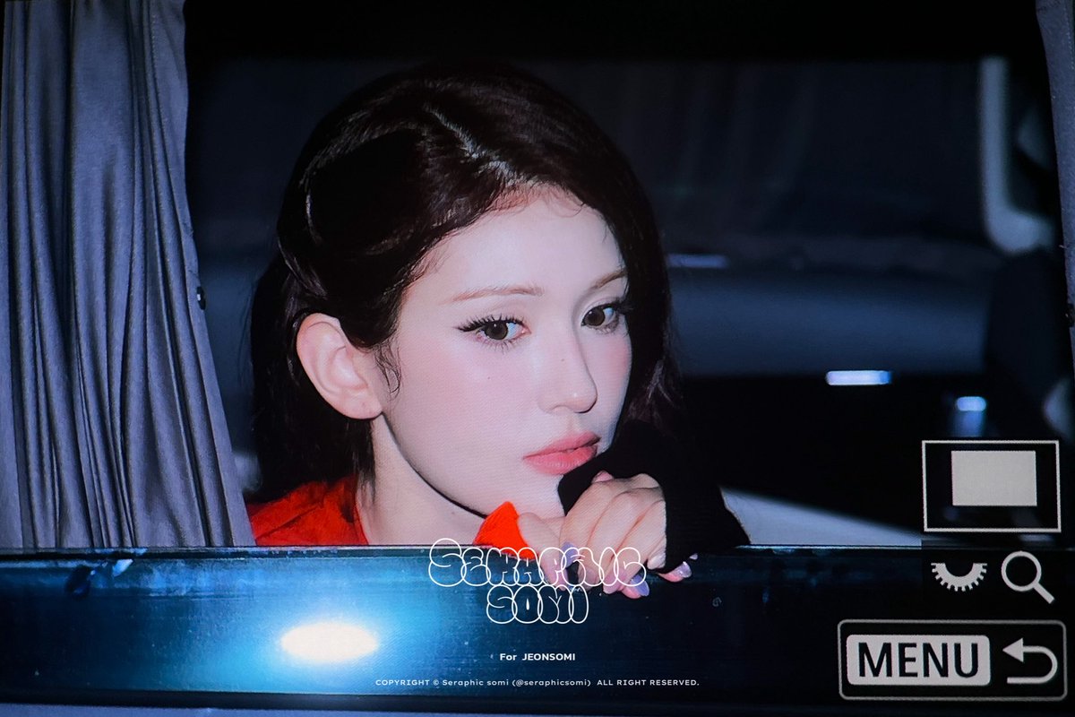 seraphicsomi's tweet photo. 261003 입크 페스티벌 퇴근 Pre.

#전소미 #소미 #JEONSOMI #SOMI https://t.co/XClVUKiJGn