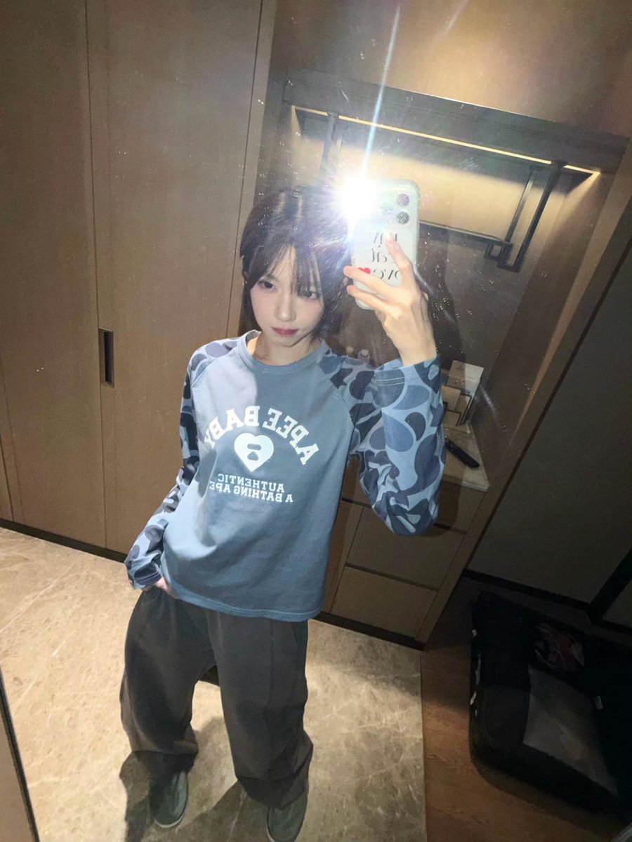 QIAOYIYUGLOBAL's tweet photo. [📷] 261003

#QIAOYIYU weibo Update

#QIAOYIYU #乔一鱼 #เฉียวอีอวี๋ #Gen1es https://t.co/kYqAd72Su3