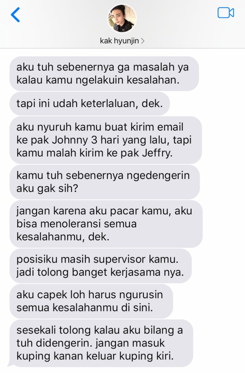 miracleofgot7's tweet photo. Hyunjeong daily chat one shot AU. 

dimarahin kakak... 

warning! 
ini au bxb. https://t.co/zyLktw7Xox