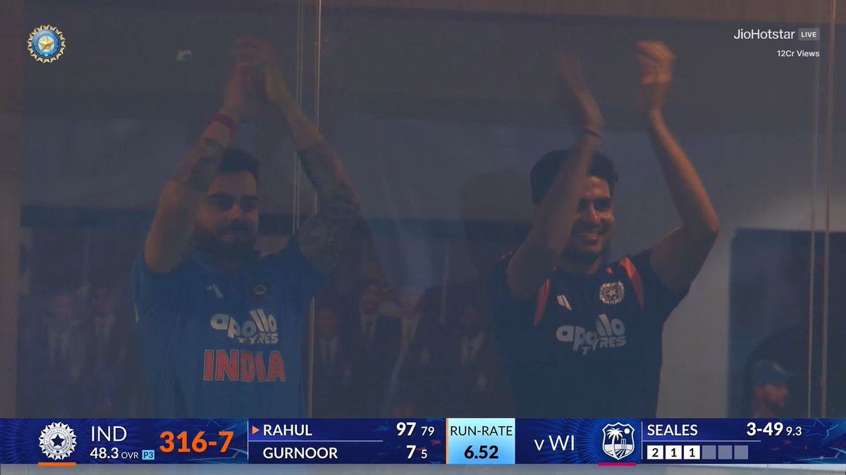 CricCrazyJohns's tweet photo. The happiness of Virat Kohli &amp; Shubman Gill when Rahul completed the Hundred 😍❤️ https://t.co/5GGIwETCnP