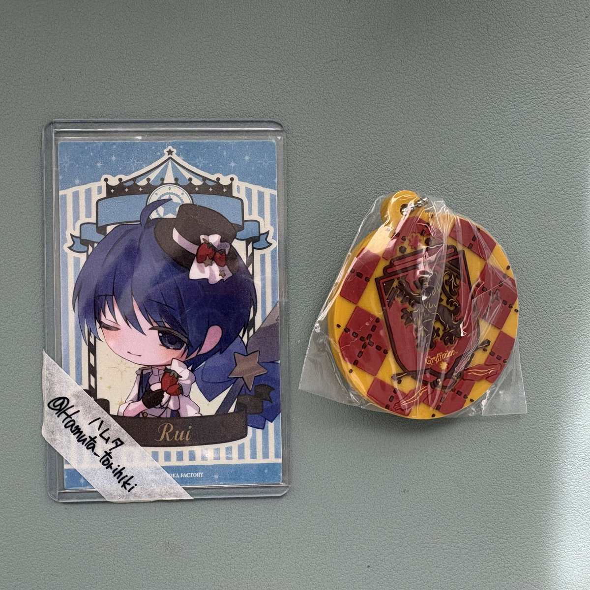 Hamuta_torihiki's tweet photo. 【交換】
ハリーポッター ガチャガチャ グッズコレクション

求 ：巾着（どれでも可）

譲：グリフィンドールミラー

福岡市内手渡しor郵送
お気軽にお声掛けください! https://t.co/XEH9irZVn0