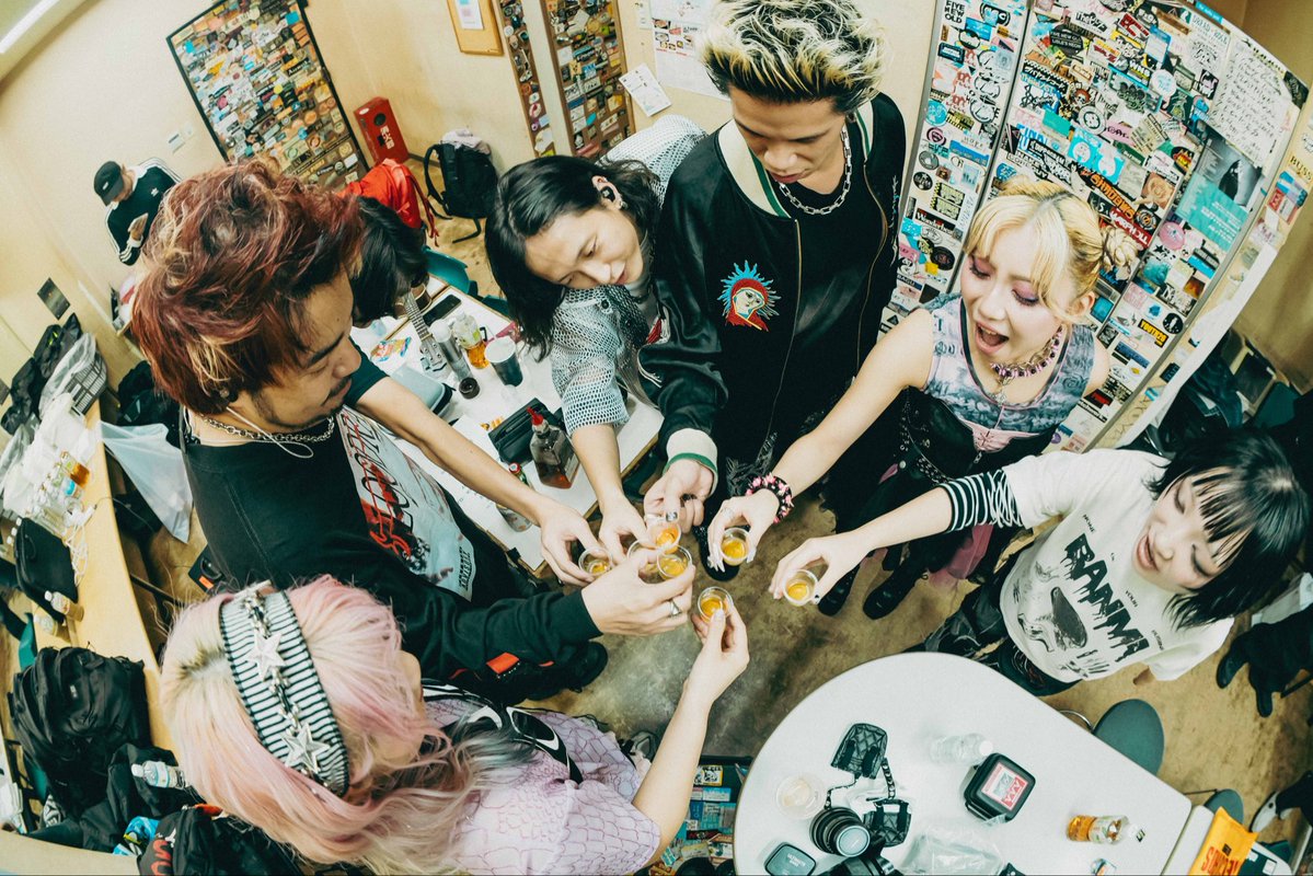 hanabie_yukina's tweet photo. 絶品！2MAMI TOUR 2026 in水戸
w/ @AFTERVOID_jp 

あまりにも脳溶け爆音ハッピー空間楽しすぎた…ありがとうございました🔥

水戸の皆さんいや、どうも！！

📸by. @chanmei_camera https://t.co/IiPsVhD74D