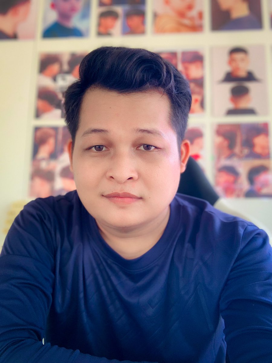 KienVirak's tweet photo. វ័យកាន់តែរំកិលទៅមុខសន្សឹមៗទៅហើយ នៅឡើយមិនទាន់មានអ្វីជោគជ័យជាដុំកំភួនសម្រាប់ជីវិតនៅឡើយ តែក្ដីសង្ឃឹមនៅតែមាន កិច្ចការគួរធ្វើនៅតែបន្ត🥰
#viral
#X
#post https://t.co/Z5StA7hOs6