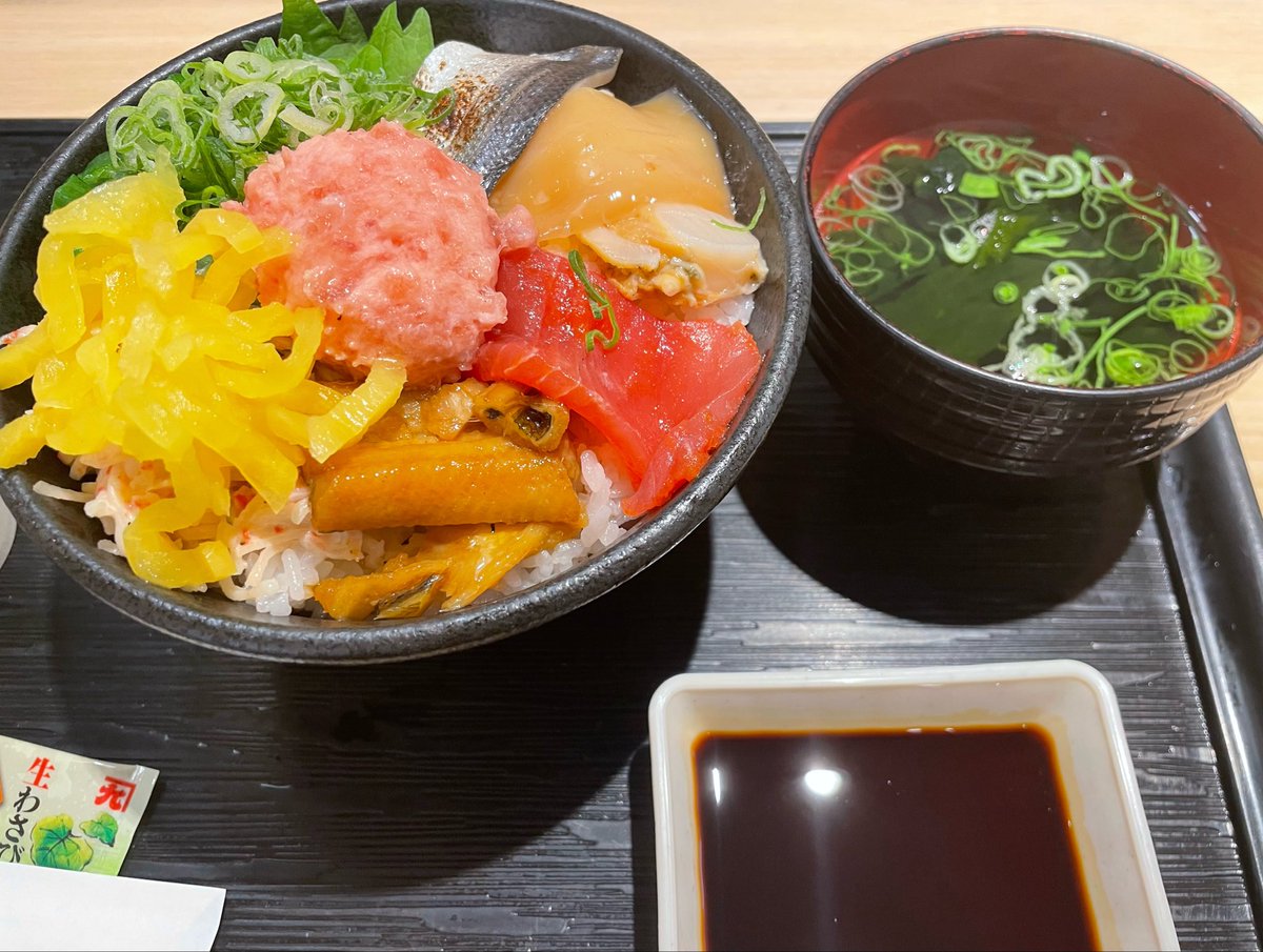 ayamina_real's tweet photo. 大阪経由飯 https://t.co/Lb6X2Vbwlj