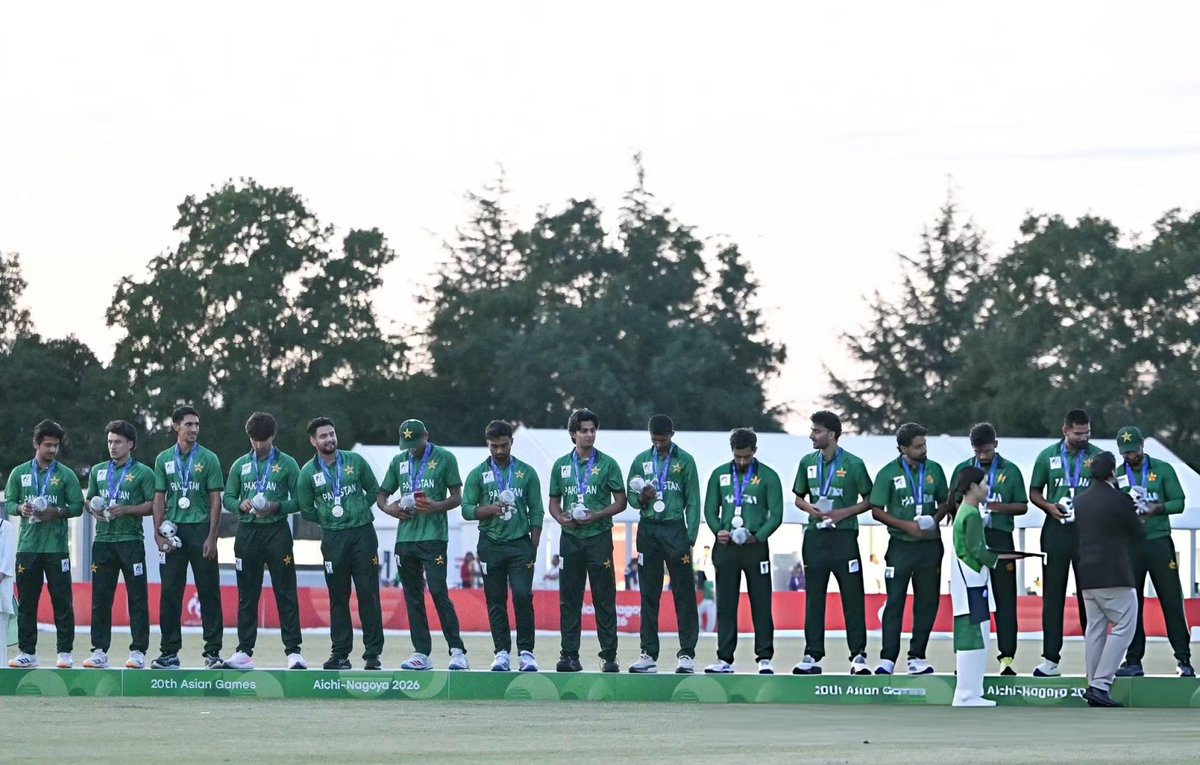TeamQuetta's tweet photo. 🥈 SILVER FOR PAKISTAN! 🇵🇰

A remarkable campaign comes to an end with Pakistan standing proud on the podium. 💚

The Green Shirts fought with heart, reached the Asian Games 2026 Final, and secured a well-earned Silver Medal. 🥈👏

#AsianGames2026 https://t.co/yWJctJxkrQ