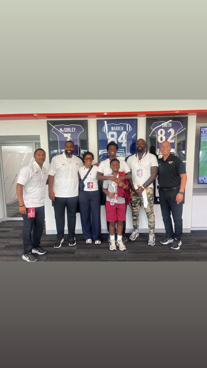 M8s0n__'s tweet photo. After a great conversation with @coachjfranklin I am blessed to receive an offer from Virginia Tech!!!

@Coach_Mines @CoachTHowle @camphil5 @arketa_banks @CoachThourogood @HoughFB @SC_DBGROUP @DeShawnBaker25 @247Hudson @ChadSimmons_ @AnnaH247 @TomLoy247 @VTScoop247 https://t.co/Kj81EvrrKO